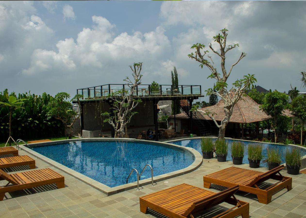 Rockwood Resort & Villa'S Batu  Exterior photo