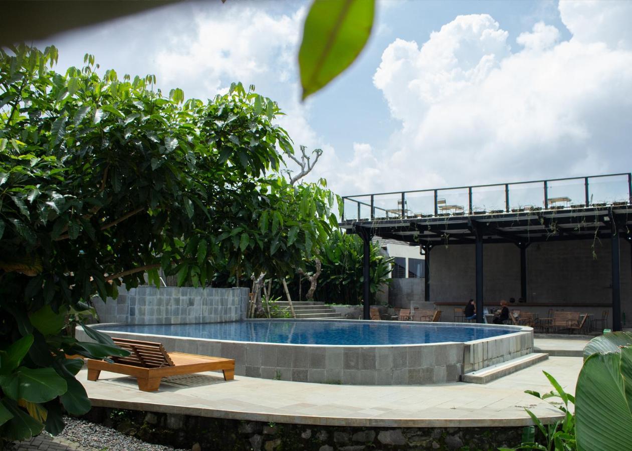 Rockwood Resort & Villa'S Batu  Exterior photo